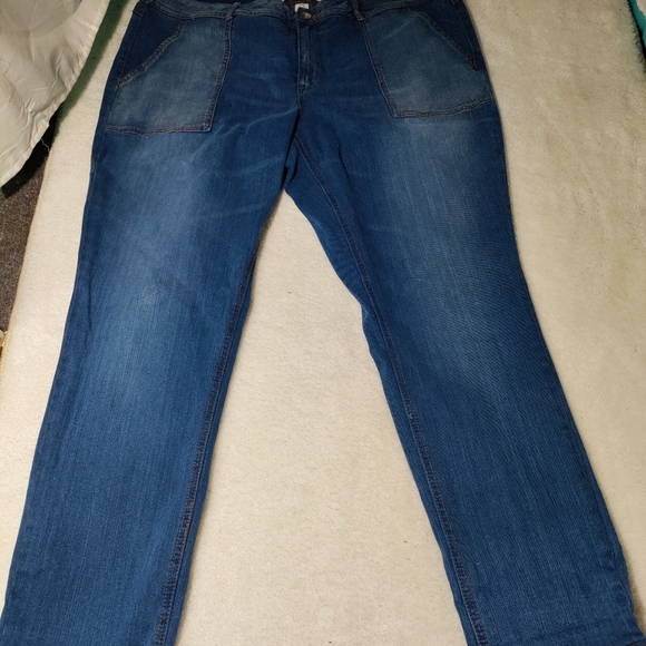 2 pairs of jeans/est. 1946 denim and dots jeans. - Picture 10 of 16